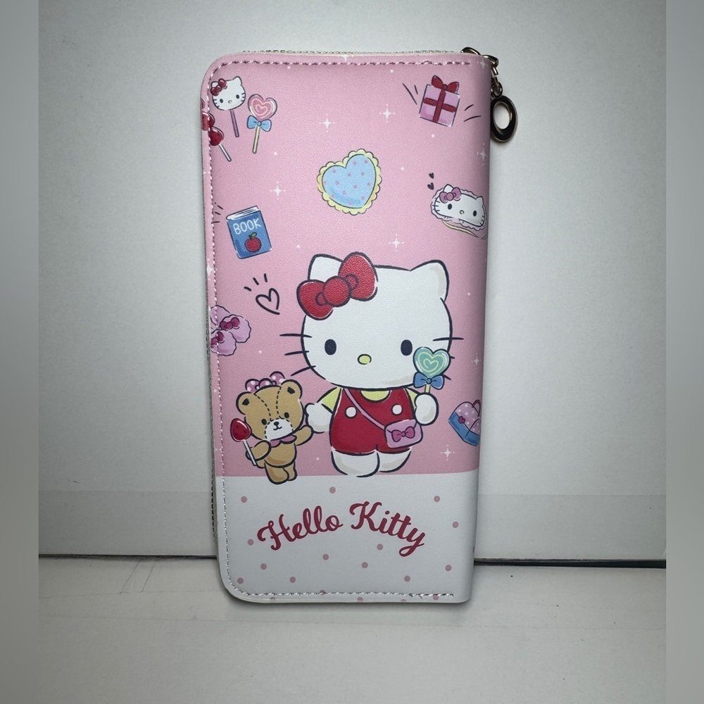 Hello Kitty Pink Wallet NWT Candy Teddy Bear White - Picture 2 of 7